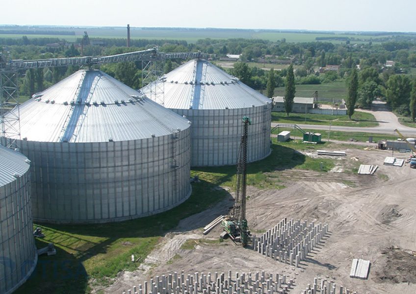 Фундаменти під банки елеватора – Степанівка